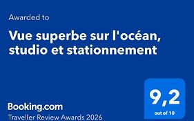 Vue superbe sur l'océan, studio et stationnement